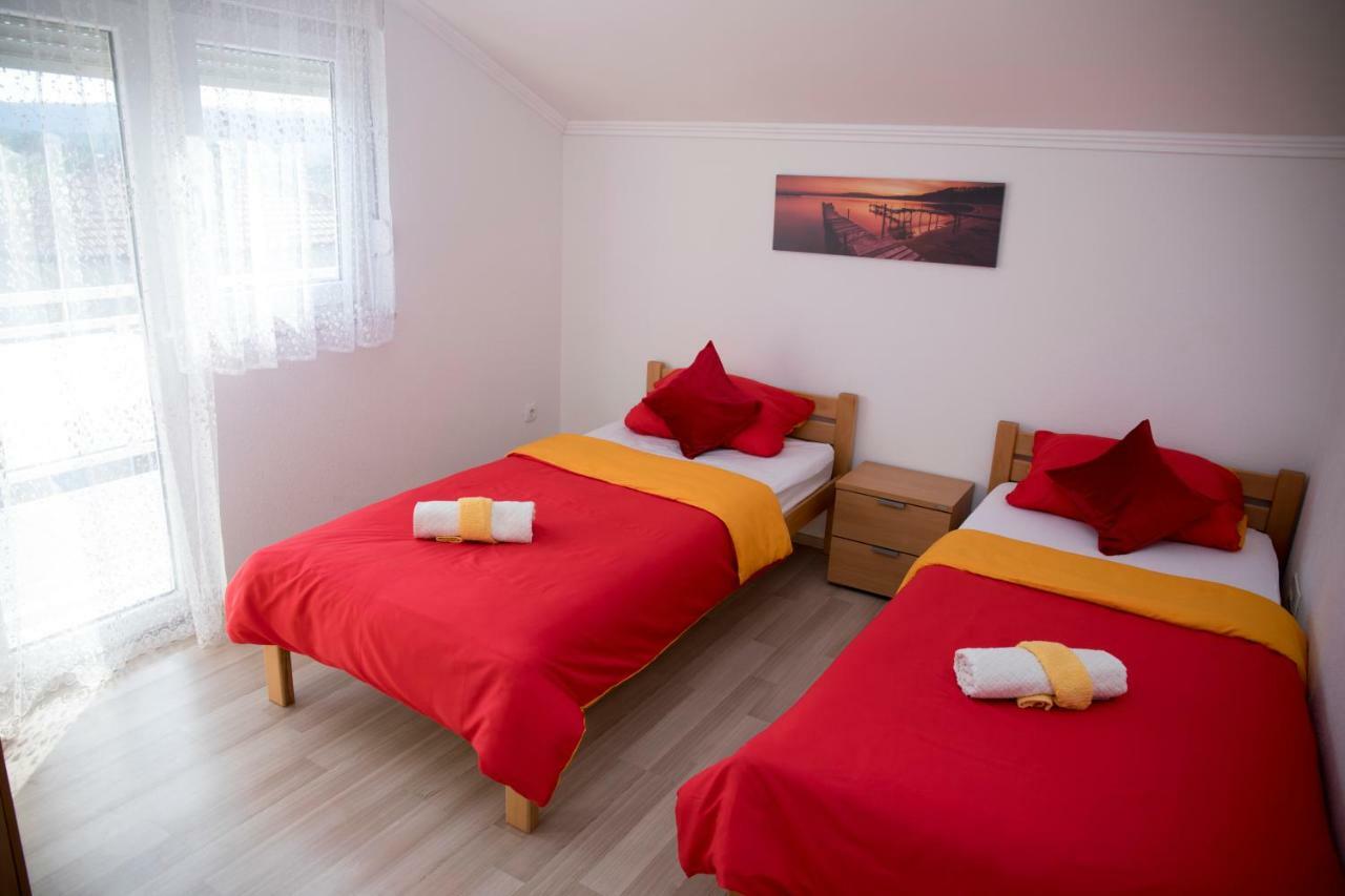 Relax Guest House Благай Экстерьер фото