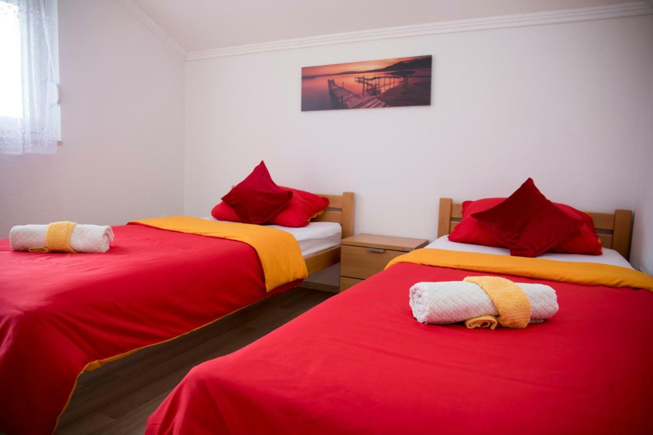 Relax Guest House Благай Экстерьер фото